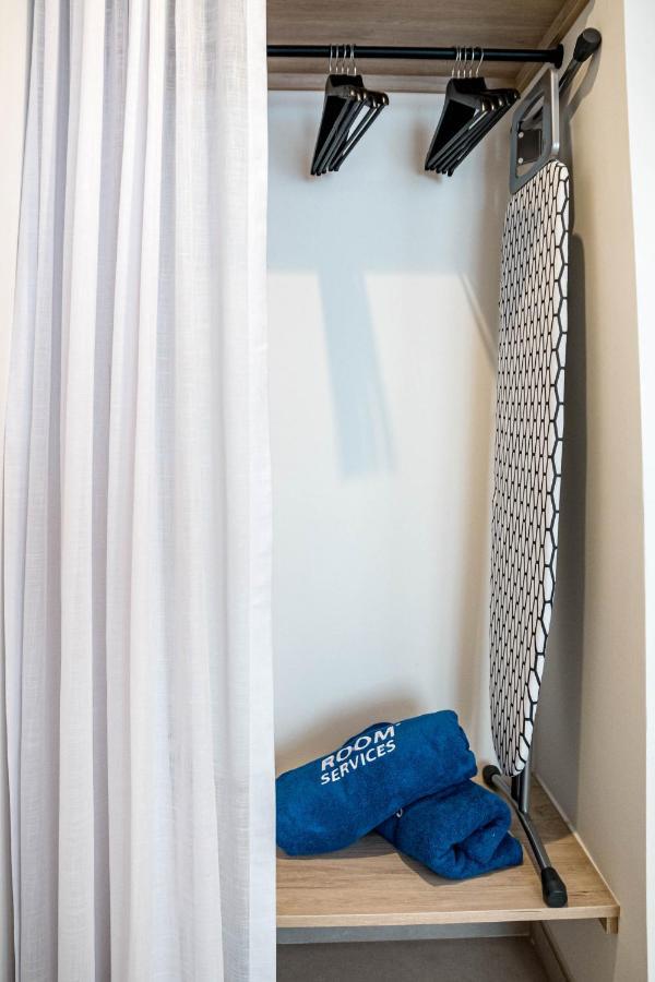 Seaclub Suites Estepona By Roomservices Ngoại thất bức ảnh